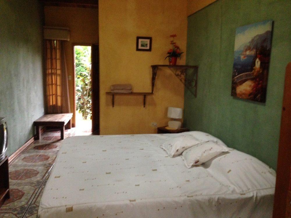Villa Pacande B&B&Suites Pilas Exteriör bild